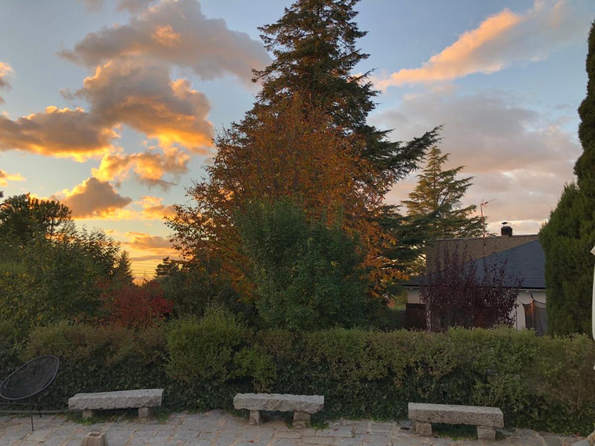 Villa Aurelia - Casa De Campo Con Jardin Y Piscina Entre Madrid Y Segovia Ortigosa del Monte Bagian luar foto