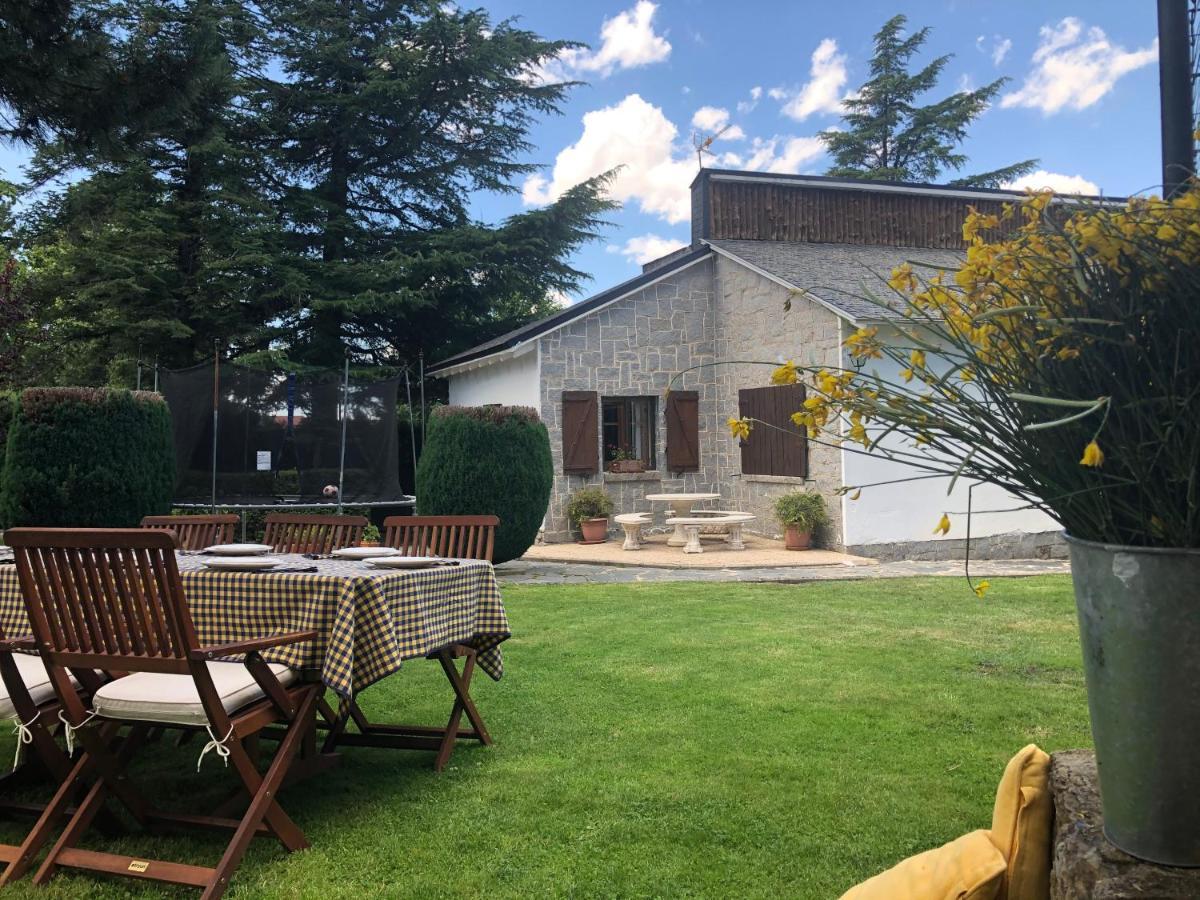 Villa Aurelia - Casa De Campo Con Jardin Y Piscina Entre Madrid Y Segovia Ortigosa del Monte Bagian luar foto